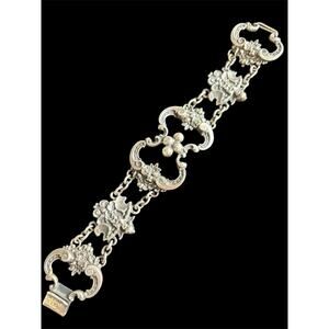 Vtg Peruzzi Brothers Sterling Silver Repousse Cherub Statement Bracelet 925 46.7